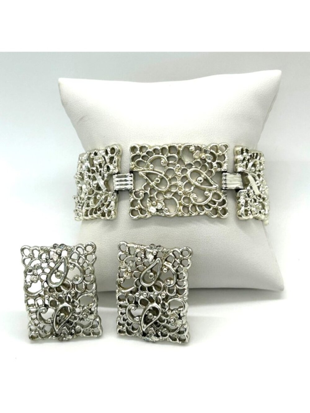Silver-tone Statement Earring & Bracelet Set Paisley Filigree Panel Design